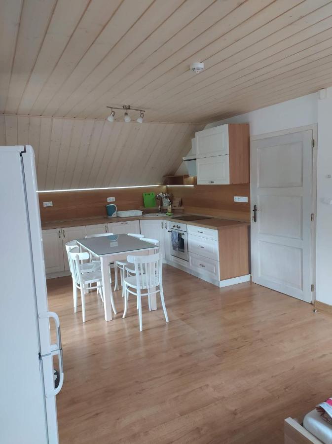 Privat Misko Hotel Levoca Bagian luar foto