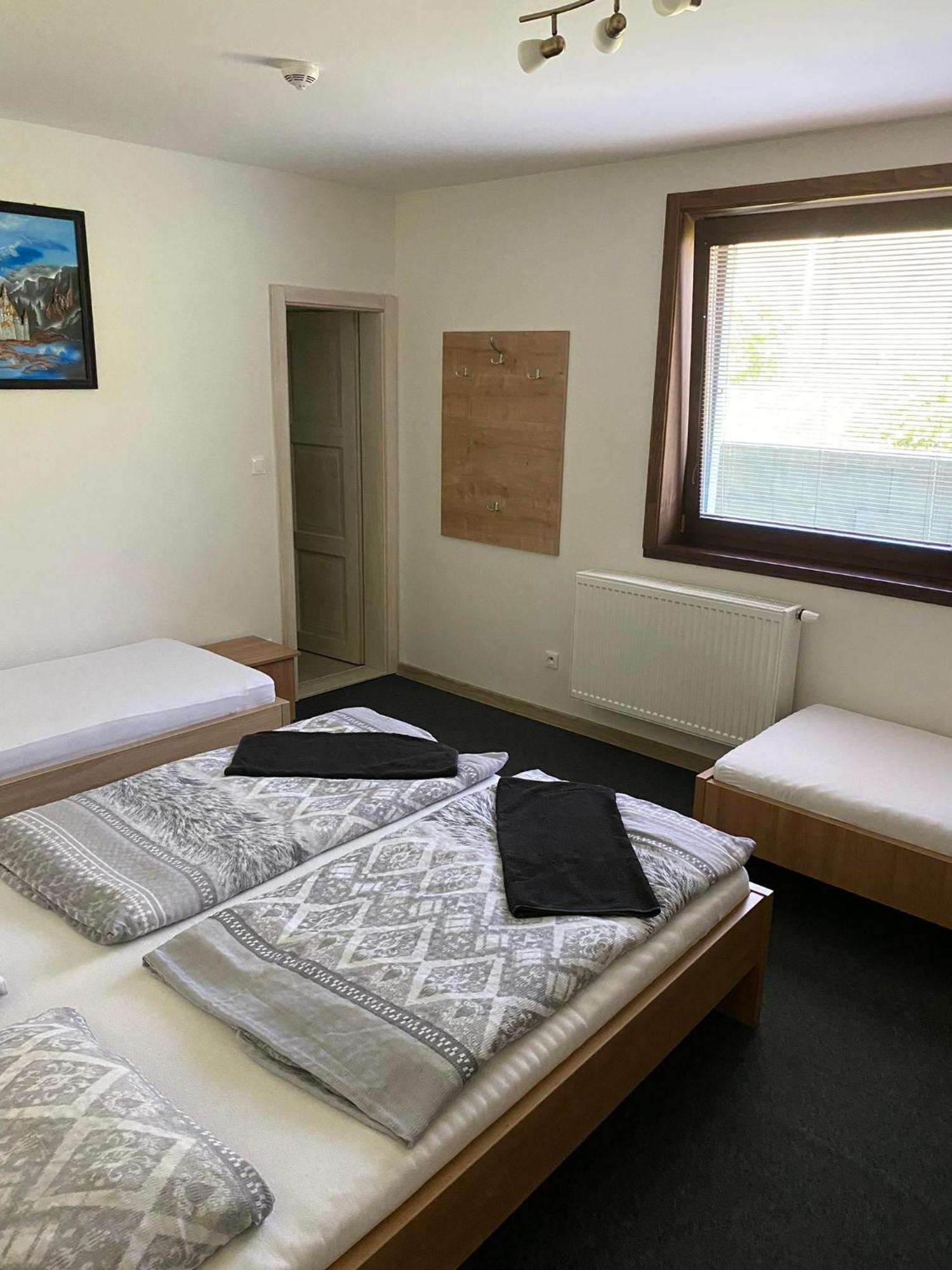 Privat Misko Hotel Levoca Bagian luar foto