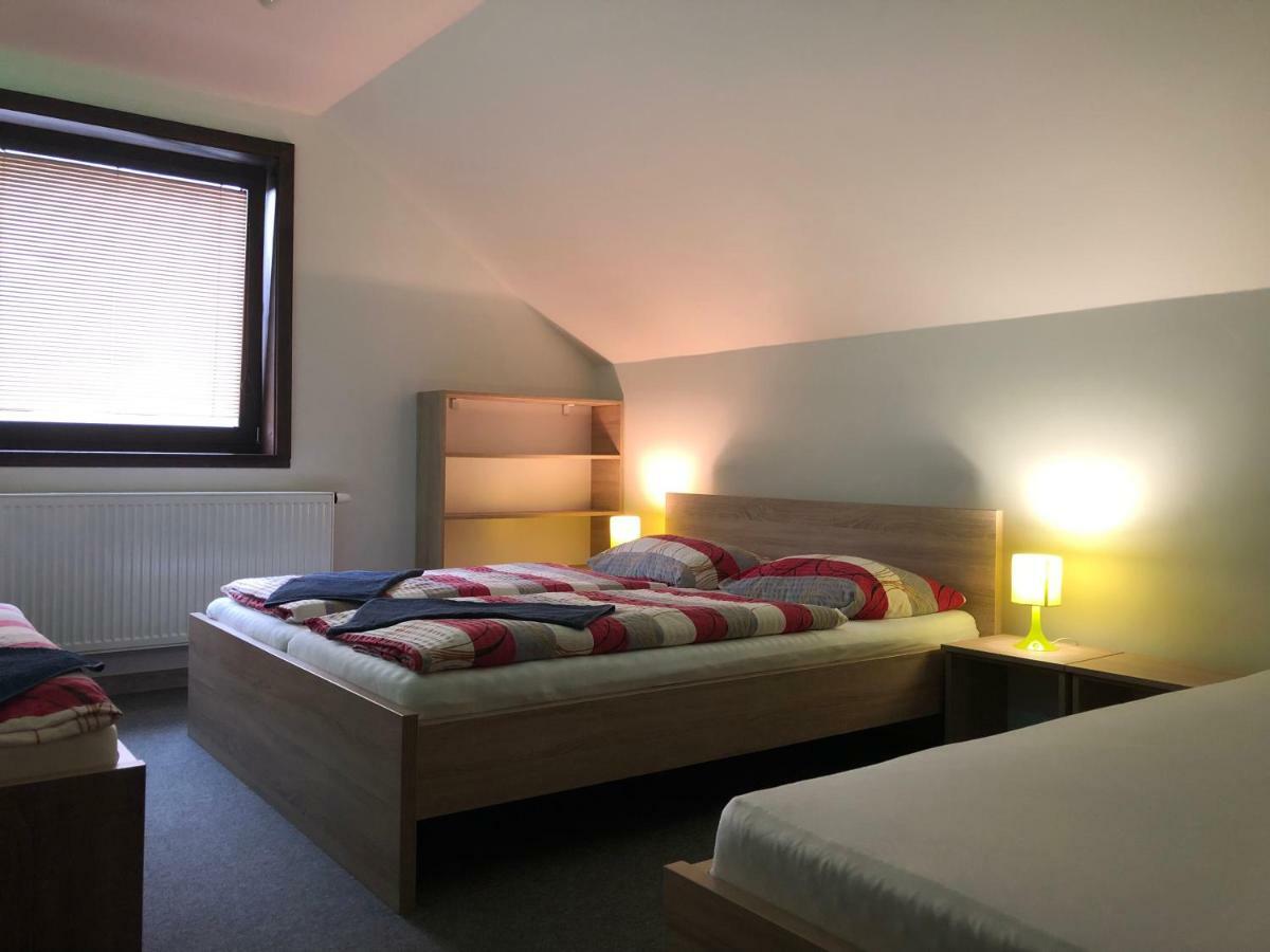 Privat Misko Hotel Levoca Bagian luar foto